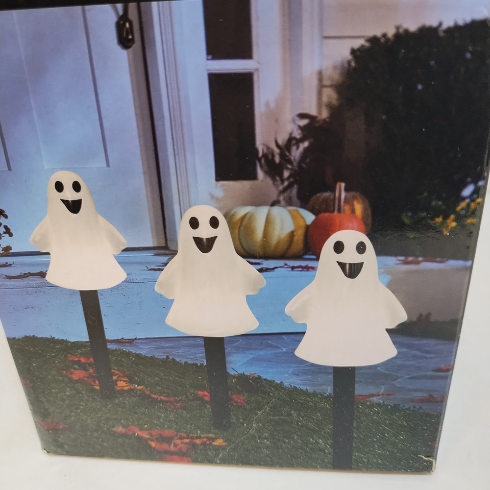 Spooky Hollow Halloween Ghost Pathway Lights LED Set of 3 Indoor Outdoor Battery